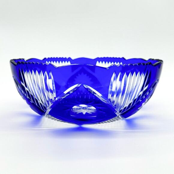 Cobalt Blue Crystal Cut to Clear Bowl with Scallop and Sawtooth Rim ~7.5" Diam - Picture 9 of 13